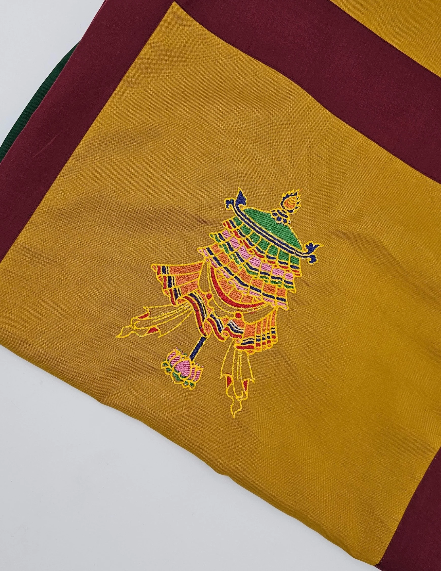 Tibetan Door Curtain Embroidered 8 Auspicious Sign — Ngatso
